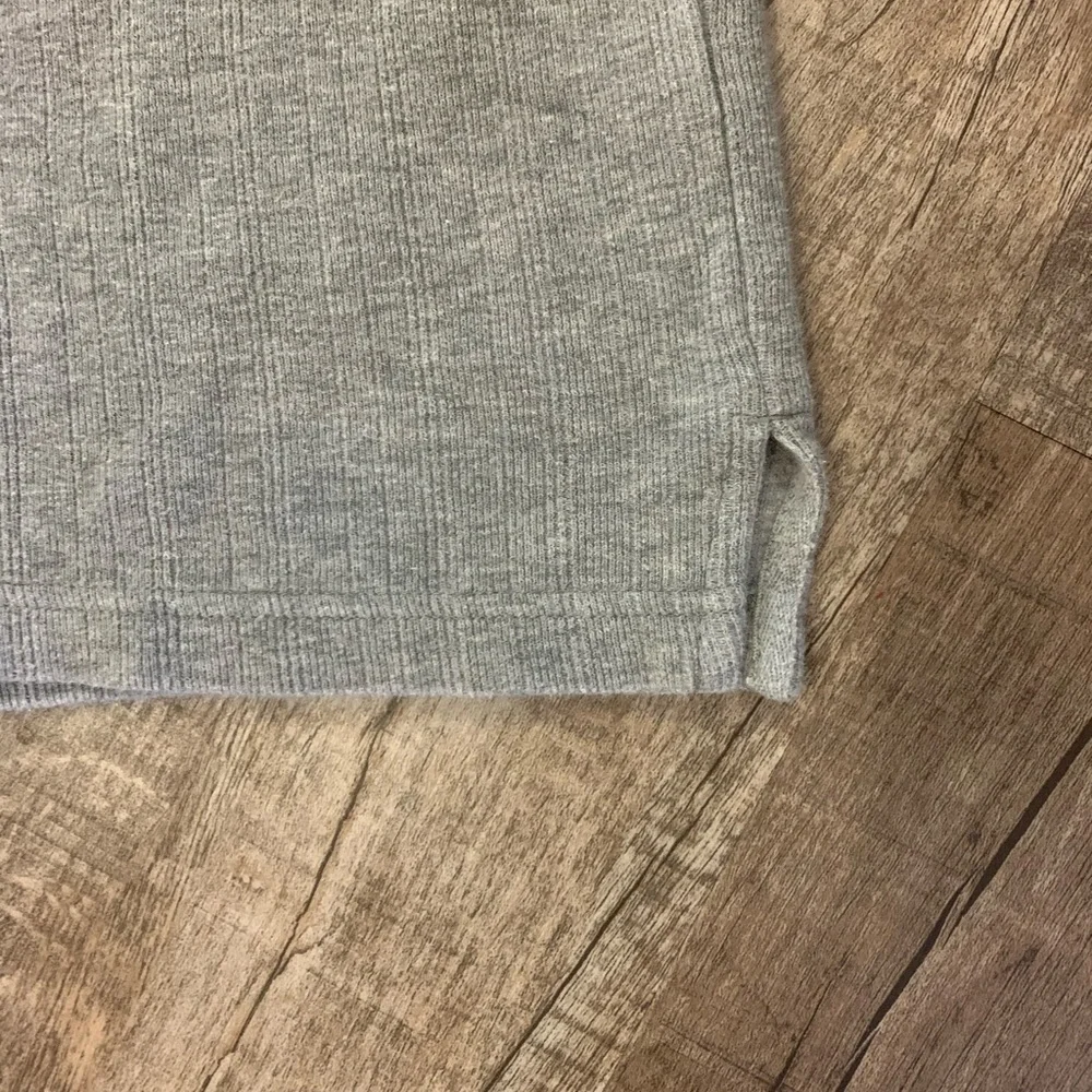 Mens‎ Light Gray Relaxed Fit Sweater Large Layered Look Long Sleeve Pullover